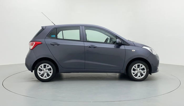2017 Hyundai Grand i10 SPORTZ 1.2 KAPPA VTVT, Petrol, Manual, 17,238 km, Right Side