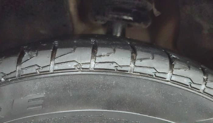 2019 MG HECTOR SHARP 1.5 DCT PETROL, Petrol, Automatic, 77,275 km, Left Front Tyre Tread