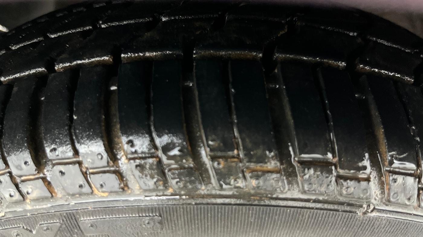 2014 Tata Nano TWIST XT, Petrol, Manual, 89,598 km, Left Front Tyre Tread