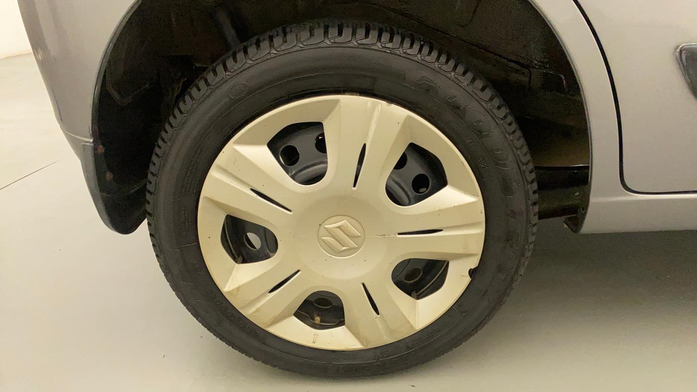 2012 Maruti Wagon R 1.0 VXI, Petrol, Manual, 17,709 km, Right Rear Wheel