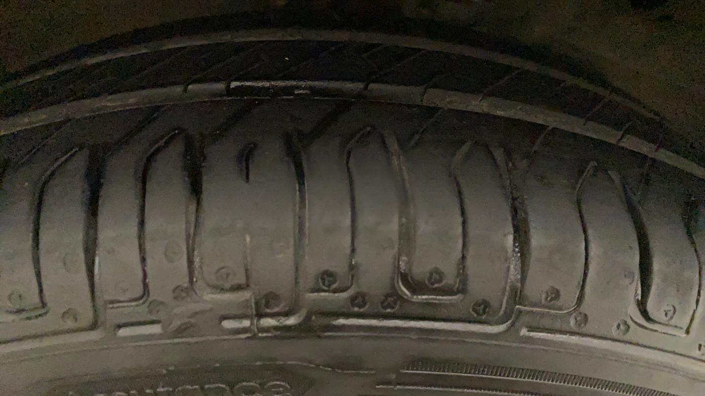 2012 Maruti Wagon R 1.0 VXI, Petrol, Manual, 17,709 km, Right Rear Tyre Tread