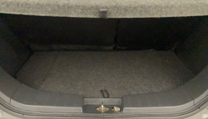 2012 Maruti Wagon R 1.0 VXI, Petrol, Manual, 17,709 km, Boot Inside