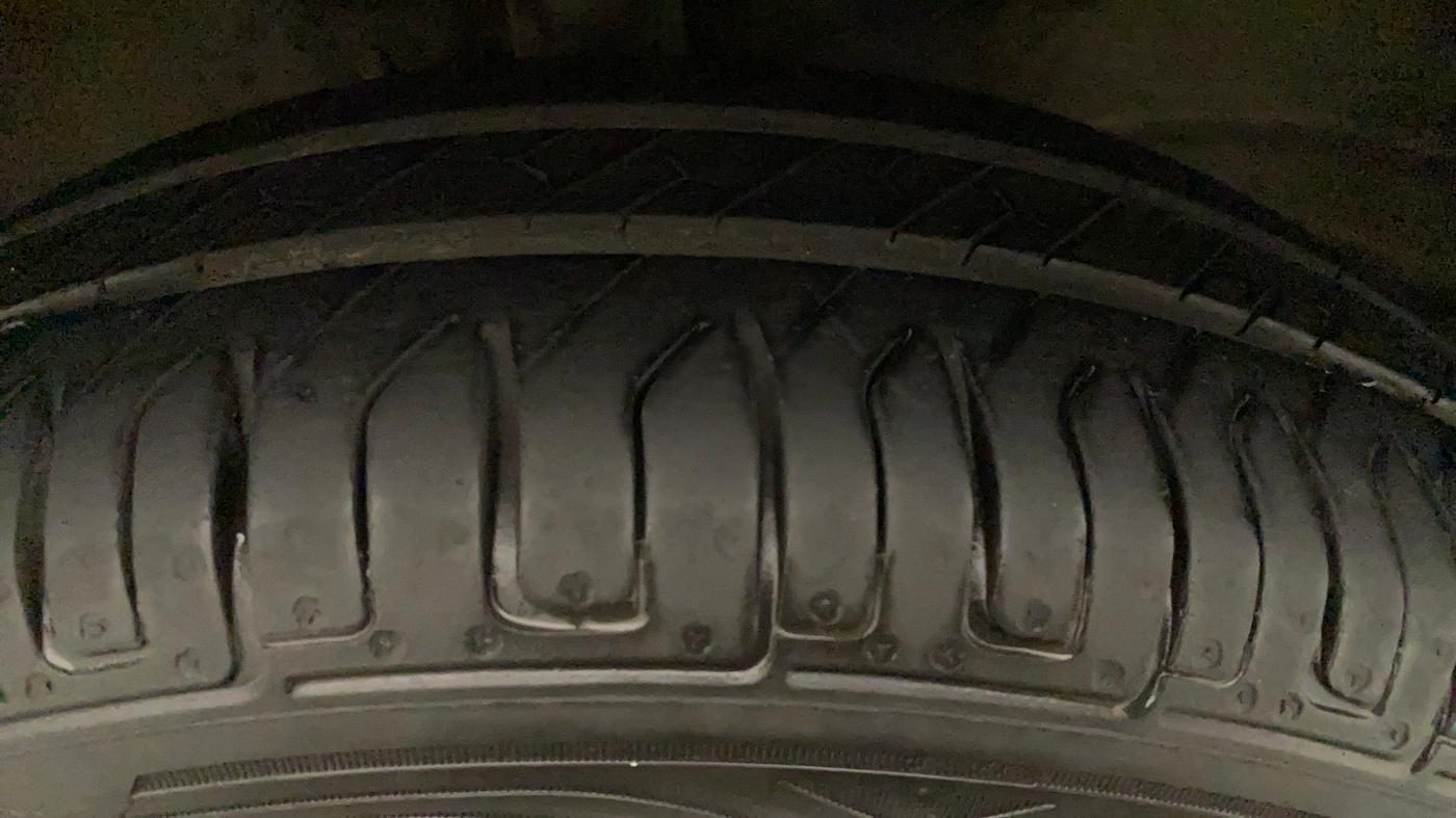 2012 Maruti Wagon R 1.0 VXI, Petrol, Manual, 17,709 km, Left Rear Tyre Tread