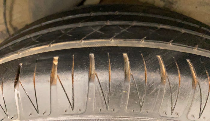 2012 Hyundai i20 SPORTZ 1.2, Petrol, Manual, 80,577 km, Left Rear Tyre Tread