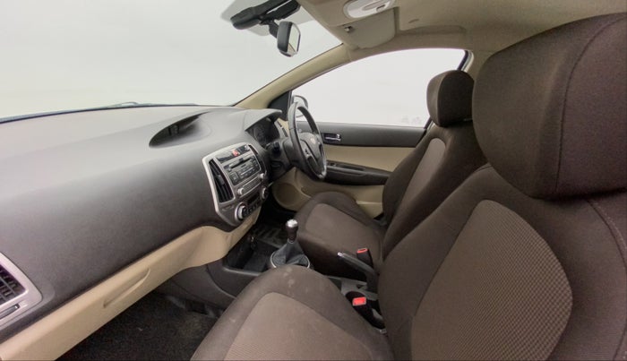 2012 Hyundai i20 SPORTZ 1.2, Petrol, Manual, 80,577 km, Right Side Front Door Cabin