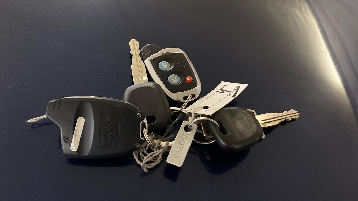 2021 Maruti Baleno SIGMA PETROL 1.2, Petrol, Manual, 39,089 km, Key Close Up
