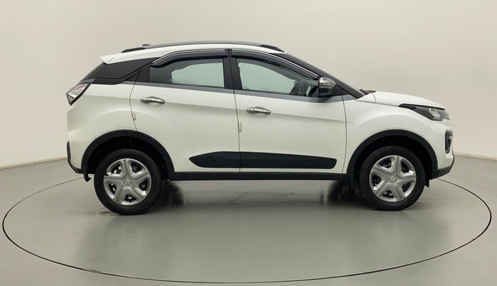2021 Tata NEXON XM SUNROOF DIESEL, Diesel, Manual, 35,139 km, Right Side View