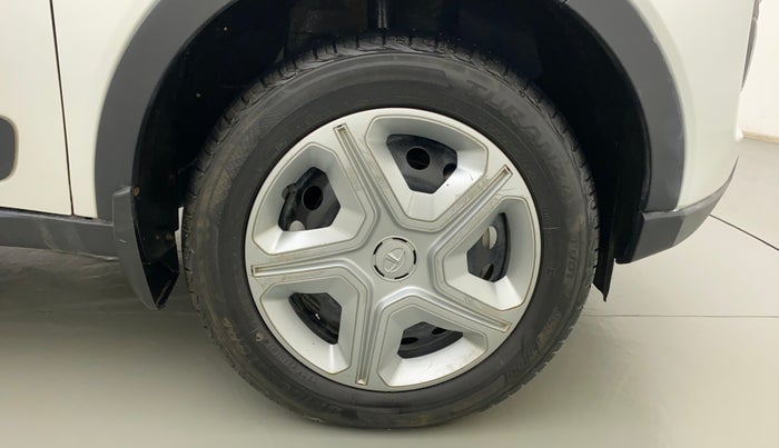 2021 Tata NEXON XM SUNROOF DIESEL, Diesel, Manual, 35,139 km, Right Front Wheel