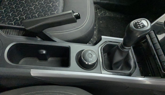 2021 Tata NEXON XM SUNROOF DIESEL, Diesel, Manual, 35,139 km, Gear Lever