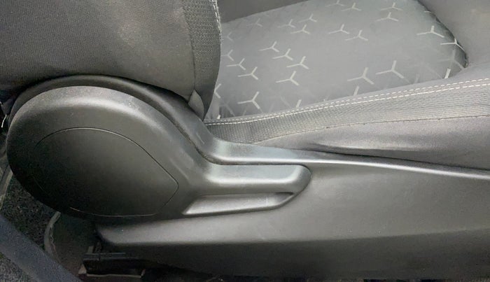 2021 Tata NEXON XM SUNROOF DIESEL, Diesel, Manual, 35,139 km, Driver Side Adjustment Panel