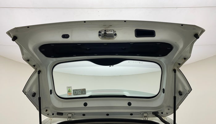 2021 Tata NEXON XM SUNROOF DIESEL, Diesel, Manual, 35,139 km, Boot Door Open