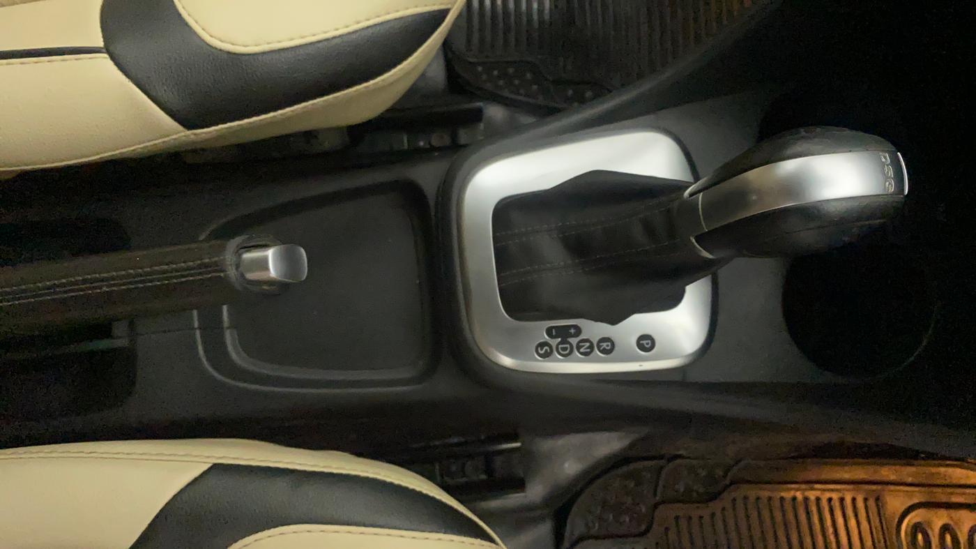 2015 Volkswagen Polo GT TSI AT, Petrol, Automatic, 55,001 km, Gear Lever