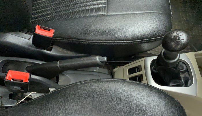 2016 Maruti Alto K10 VXI, Petrol, Manual, 32,658 km, Gear Lever
