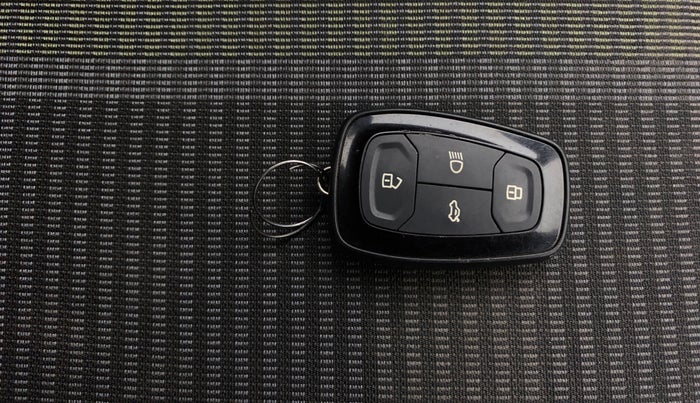 2023 Tata TIAGO NRG XZ MT, Petrol, Manual, 13,447 km, Key Close Up