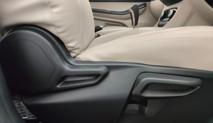 2024 Tata Tiago XZA PLUS PETROL, Petrol, Automatic, 3,289 km, Driver Side Adjustment Panel