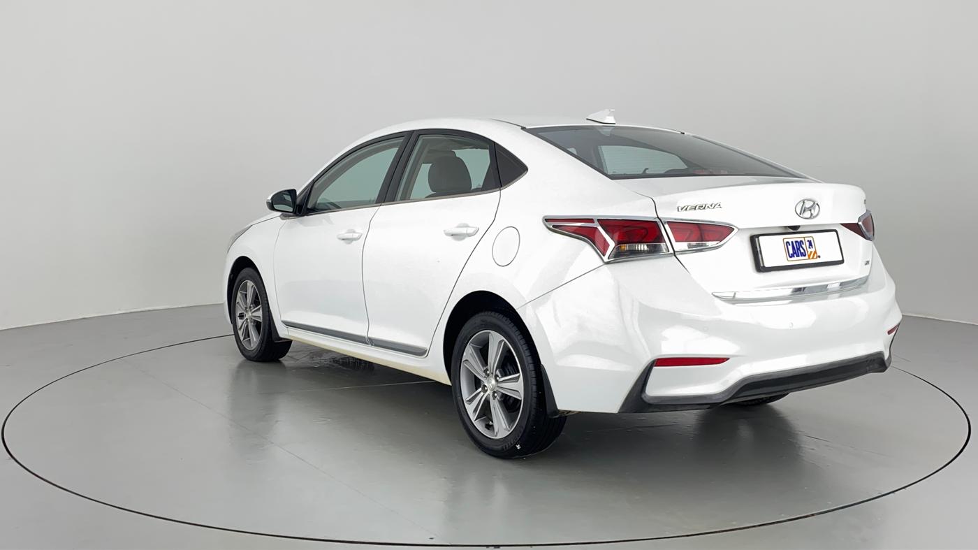 2017 Hyundai Verna 1.6 CRDI SX + AT, Diesel, Automatic, 91,337 km, Left Back Diagonal