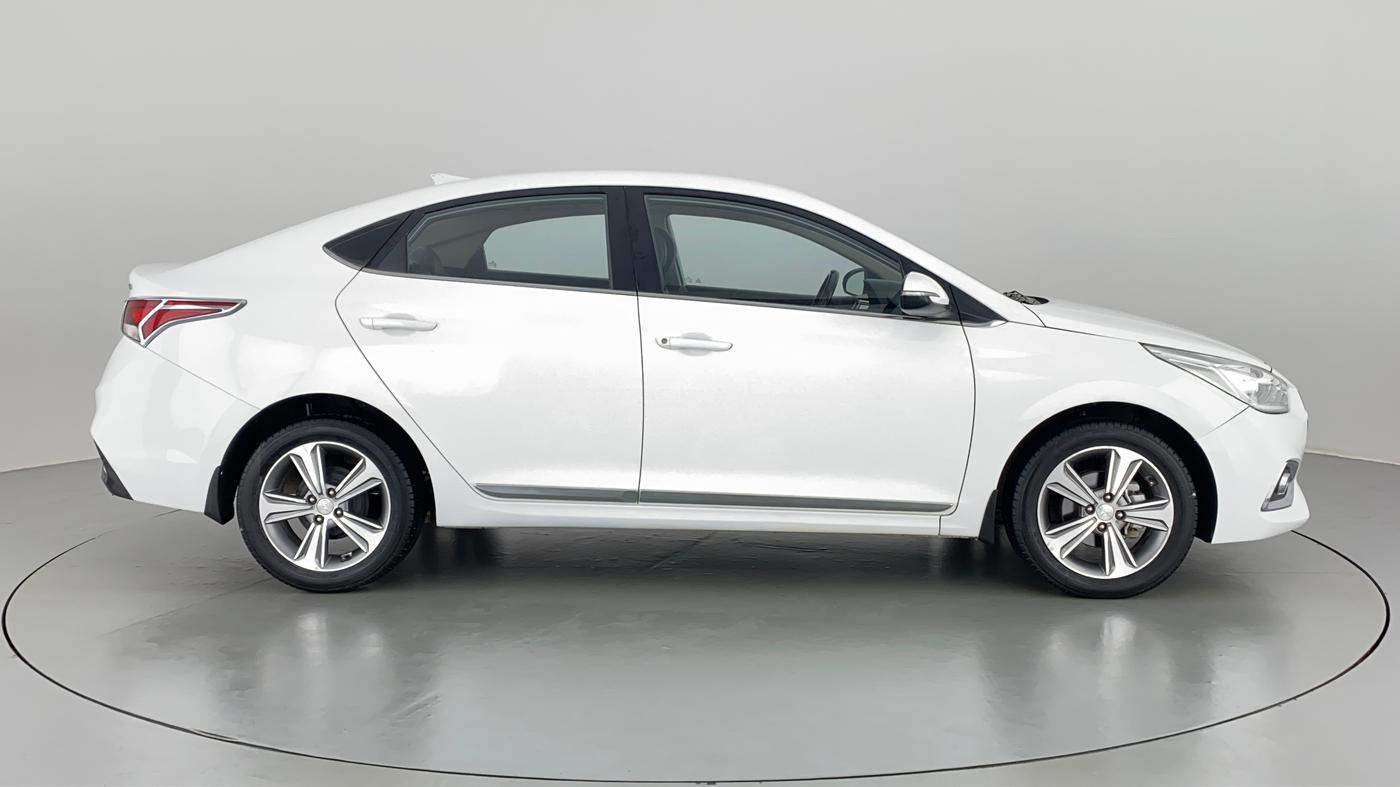 2017 Hyundai Verna 1.6 CRDI SX + AT, Diesel, Automatic, 91,337 km, Right Side View