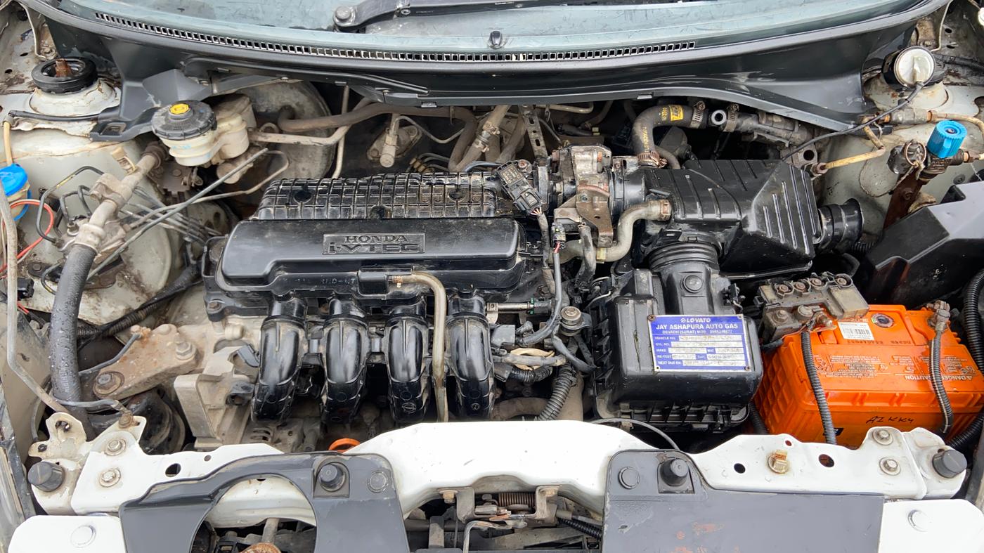 2015 Honda Brio S MT, CNG, Manual, 92,282 km, Engine View