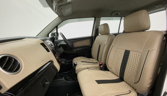 2017 Maruti Wagon R 1.0 VXI OPT, Petrol, Manual, 59,896 km, Right Side Front Door Cabin