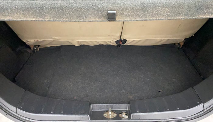2017 Maruti Wagon R 1.0 VXI OPT, Petrol, Manual, 59,896 km, Boot Inside