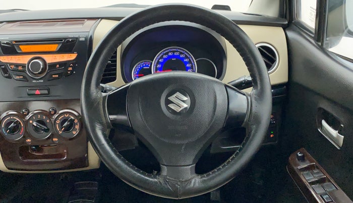 2017 Maruti Wagon R 1.0 VXI OPT, Petrol, Manual, 59,896 km, Steering Wheel Close Up