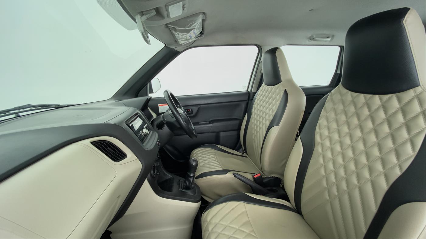 2021 Maruti New Wagon-R LXI CNG 1.0 L, CNG, Manual, 95,966 km, Right Side Front Door Cabin