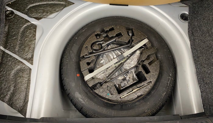 2022 Volkswagen Polo HIGHLINE PLUS 1.0L TSI, Petrol, Manual, 32,468 km, Spare Tyre