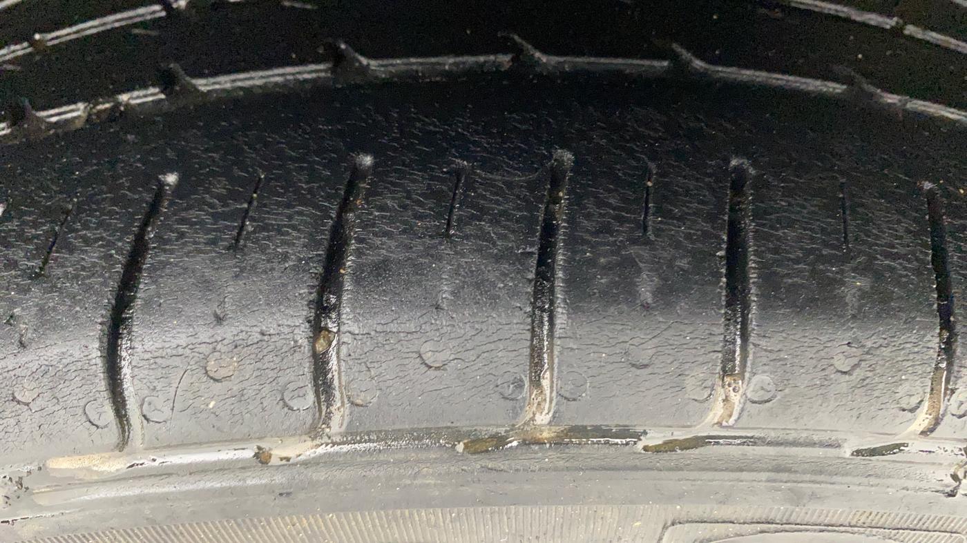 2022 Volkswagen Polo HIGHLINE PLUS 1.0L TSI, Petrol, Manual, 32,620 km, Right Front Tyre Tread