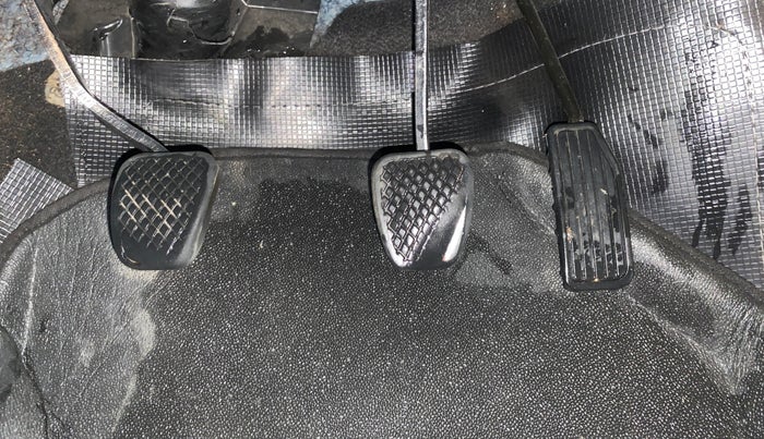 2014 Honda Mobilio 1.5L I-VTEC S, Petrol, Manual, 79,192 km, Pedals