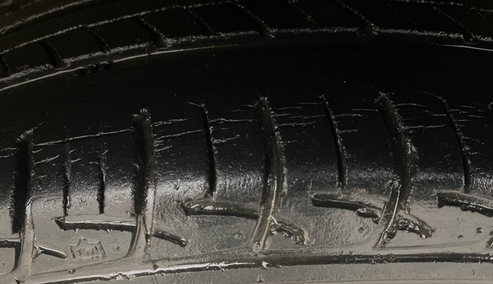 2014 Honda Mobilio 1.5L I-VTEC S, Petrol, Manual, 79,192 km, Left Front Tyre Tread