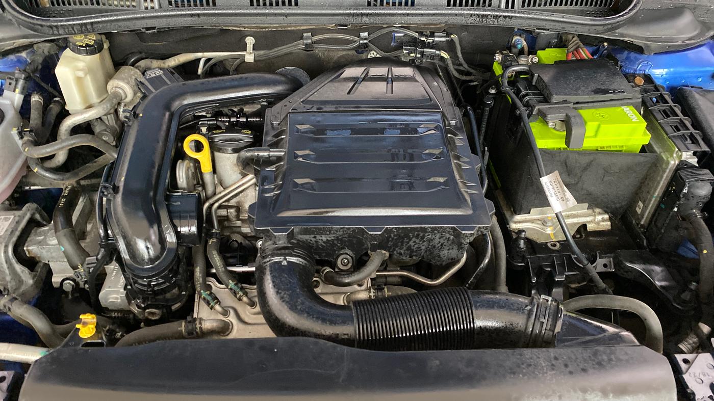 2022 Volkswagen VIRTUS TOPLINE TSI 1.0 AT, Petrol, Automatic, 30,539 km, Engine View