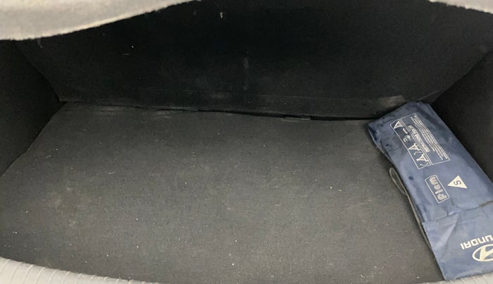 2018 Hyundai Grand i10 MAGNA 1.2 KAPPA VTVT, Petrol, Manual, 36,806 km, Boot Inside