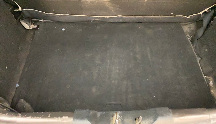 2017 Tata Tiago XZ PETROL, Petrol, Manual, 95,540 km, Boot Inside