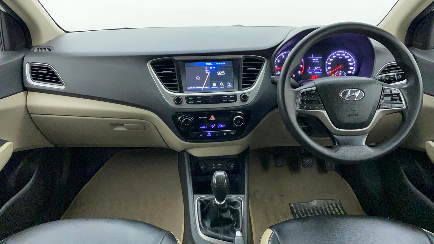2017 Hyundai Verna 1.6 SX VTVT, Petrol, Manual, 49,592 km, Dashboard