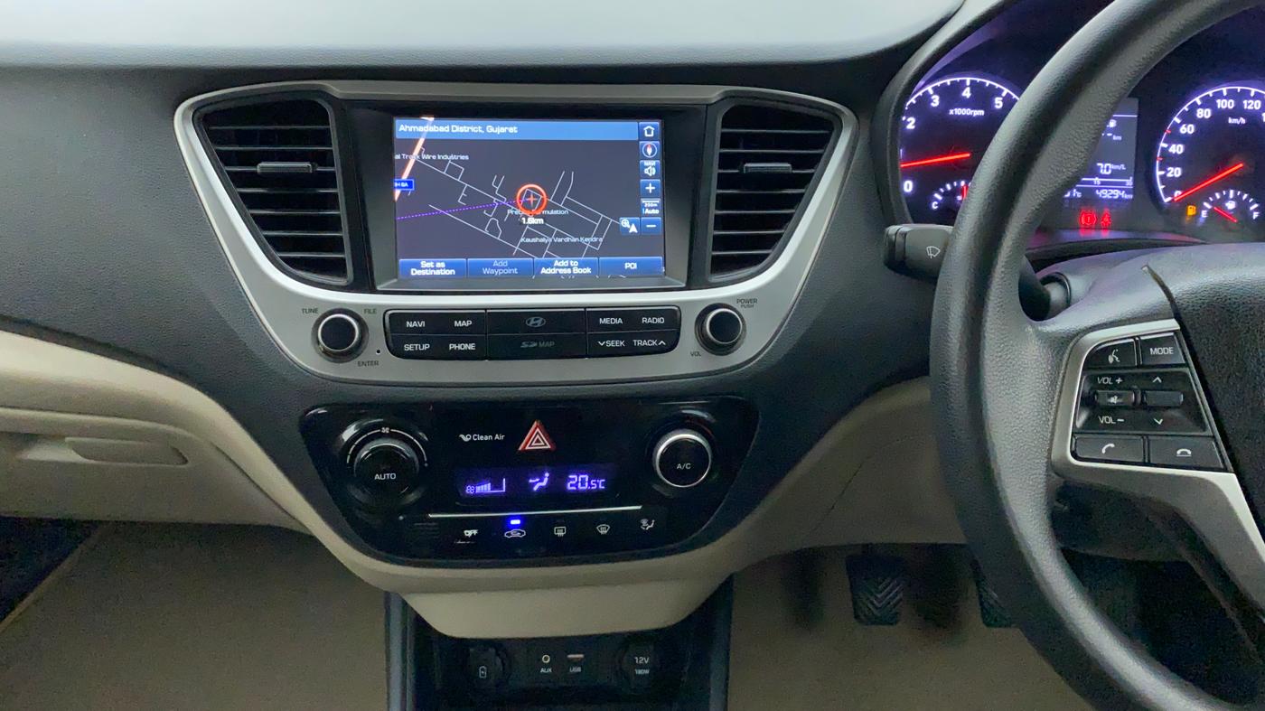 2017 Hyundai Verna 1.6 SX VTVT, Petrol, Manual, 49,592 km, Air Conditioner