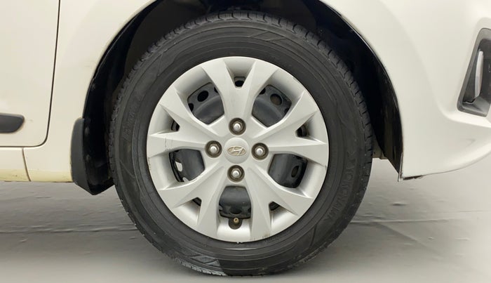 2014 Hyundai Grand i10 SPORTZ 1.2 KAPPA VTVT, Petrol, Manual, 75,821 km, Right Front Wheel