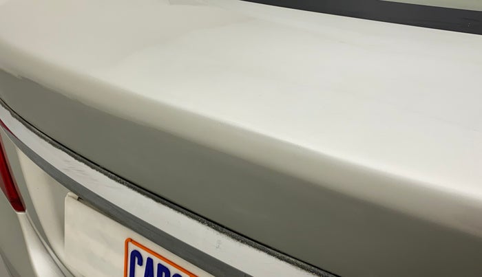 2014 Maruti Swift Dzire VXI, Petrol, Manual, 95,725 km, Dicky (Boot door) - Paint has minor damage