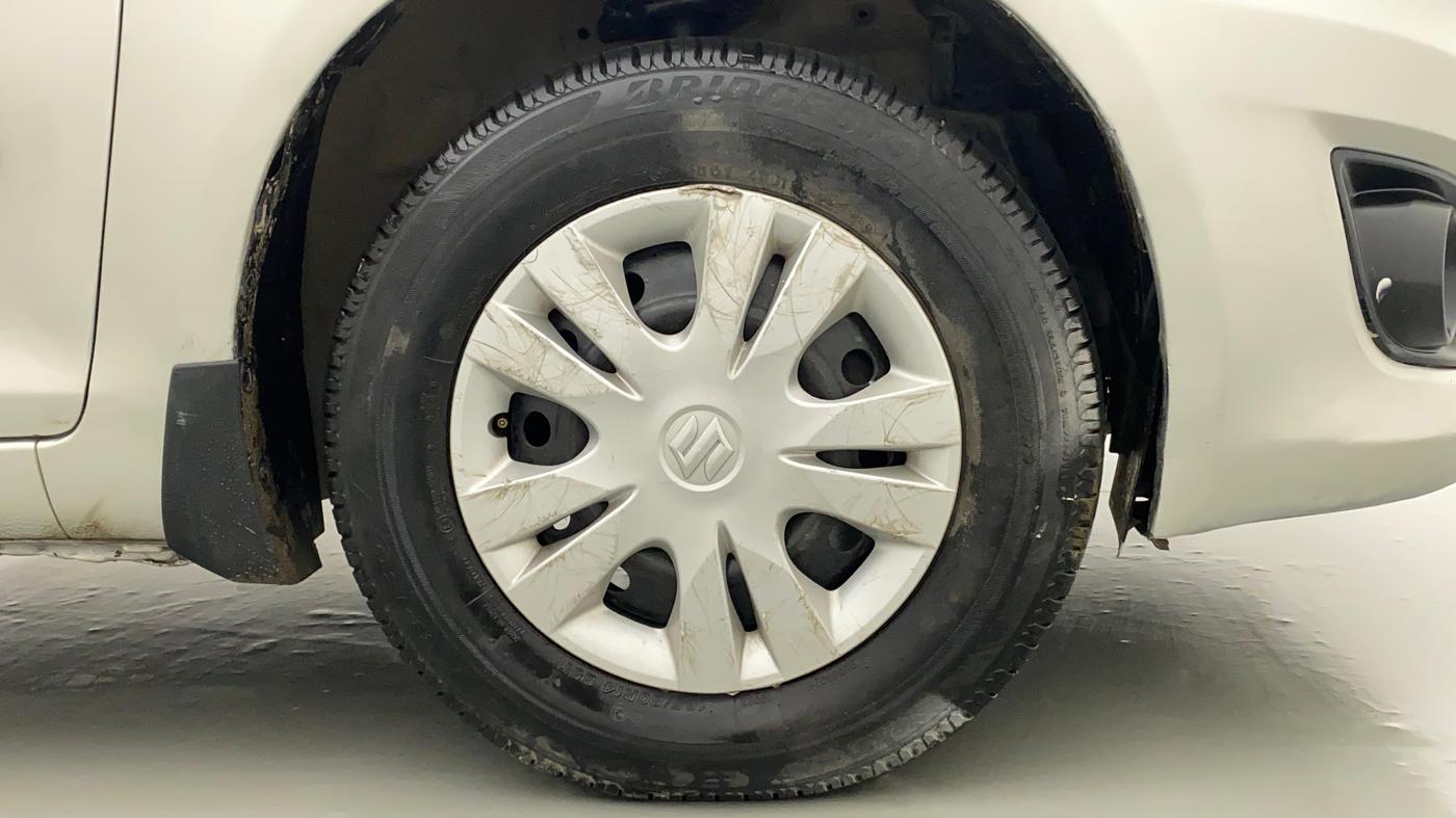 2014 Maruti Swift Dzire VXI, Petrol, Manual, 95,725 km, Right Front Wheel