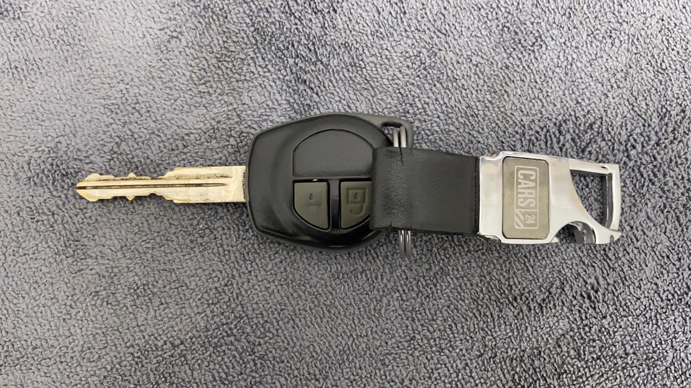 2014 Maruti Swift Dzire VXI, Petrol, Manual, 95,725 km, Key Close Up