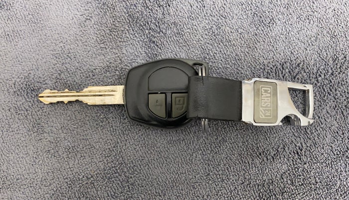 2014 Maruti Swift Dzire VXI, Petrol, Manual, 95,725 km, Key Close Up