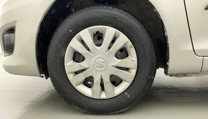 2014 Maruti Swift Dzire VXI, Petrol, Manual, 95,725 km, Left Front Wheel