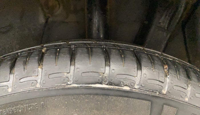 2020 Hyundai AURA S 1.2 CNG, CNG, Manual, 57,287 km, Left Rear Tyre Tread