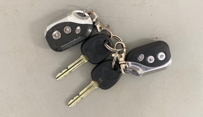 2013 Hyundai Grand i10 MAGNA 1.2 KAPPA VTVT, Petrol, Manual, 42,889 km, Key Close Up