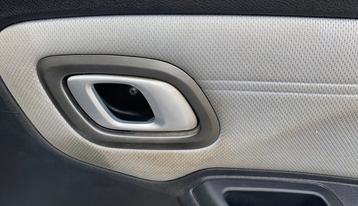 2020 Datsun Redi Go T(O) 1.0, Petrol, Manual, 22,120 km, Driver Side Door Panels Control