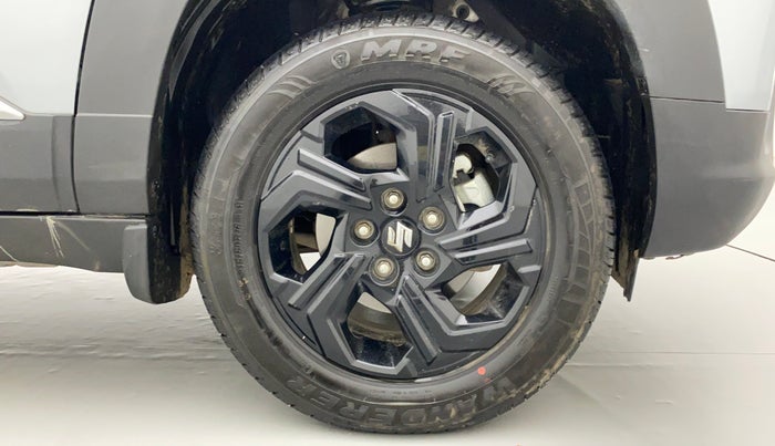 2023 Maruti BREZZA ZXI SMART HYBRID , Petrol, Manual, 12,465 km, Right Front Wheel