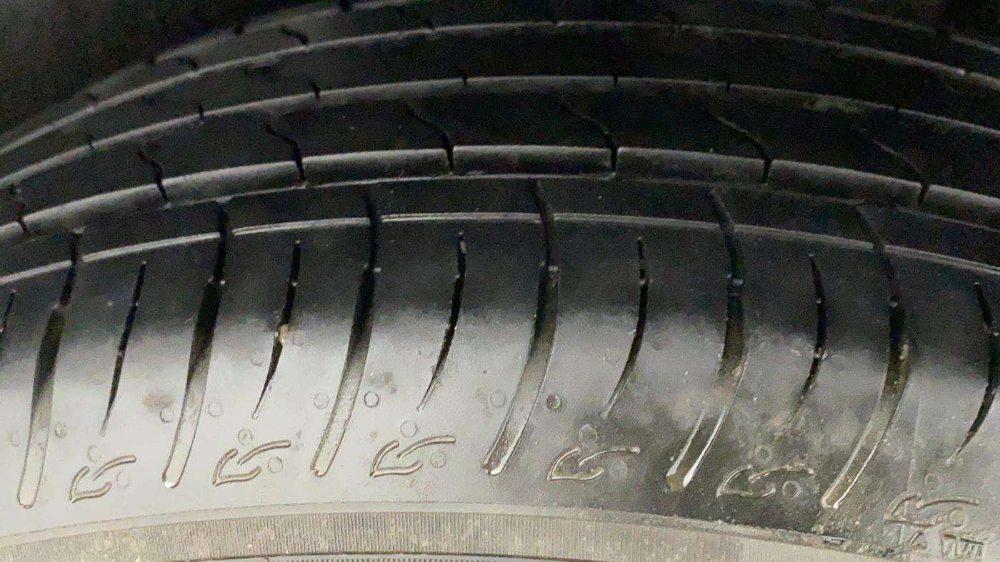 2023 Maruti BREZZA ZXI SMART HYBRID , Petrol, Manual, 12,465 km, Left Rear Tyre Tread