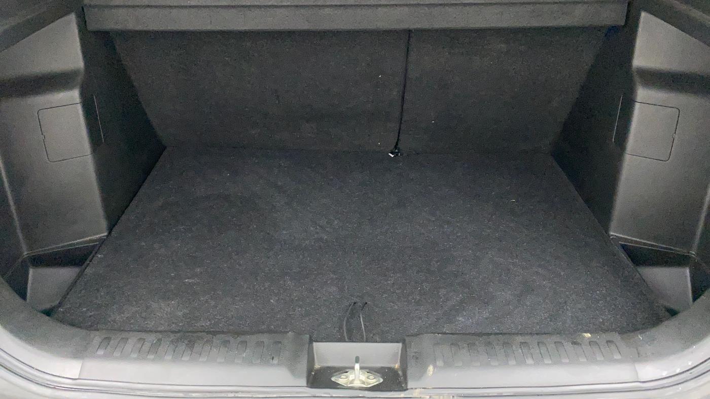 2023 Maruti BREZZA ZXI SMART HYBRID , Petrol, Manual, 12,465 km, Boot Inside