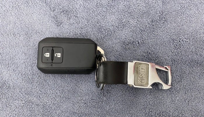 2023 Maruti BREZZA ZXI SMART HYBRID , Petrol, Manual, 12,465 km, Key Close Up