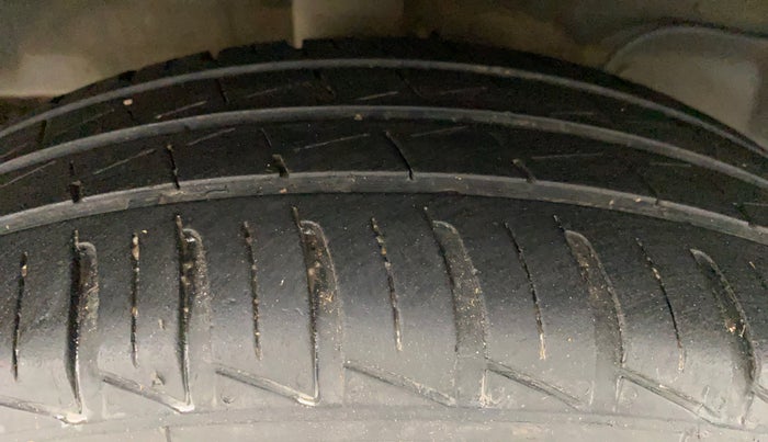 2021 Hyundai NEW SANTRO SPORTZ EXECUTIVE MT CNG, CNG, Manual, 41,054 km, Right Rear Tyre Tread