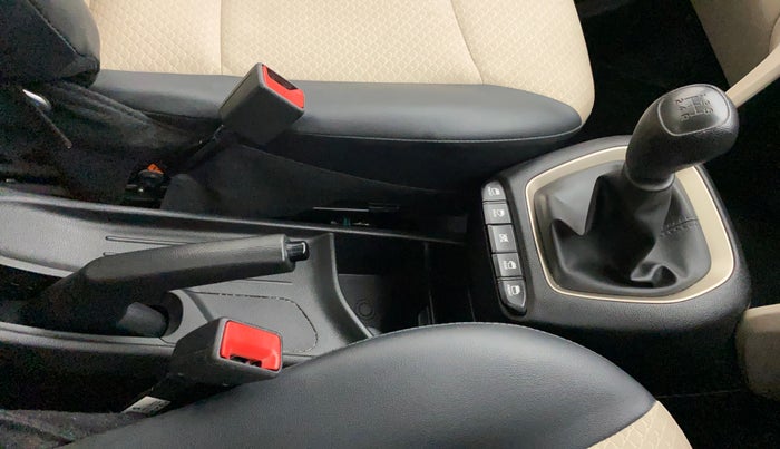 2021 Hyundai NEW SANTRO SPORTZ EXECUTIVE MT CNG, CNG, Manual, 41,054 km, Gear Lever